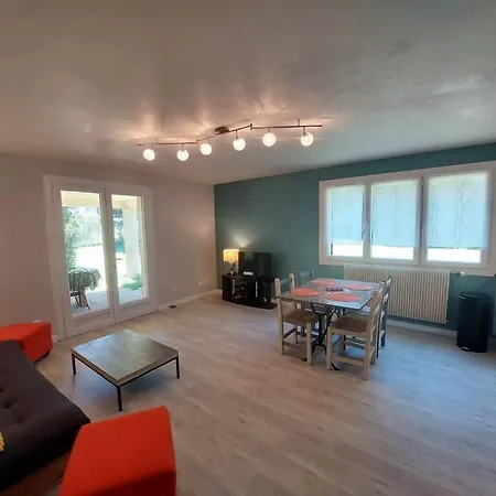 En Rez-de-jardin Lejlighed *