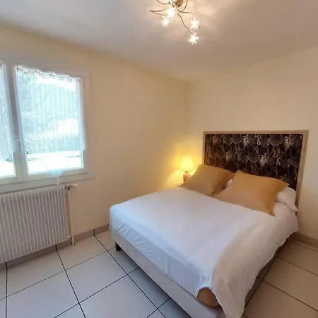 Lejlighed En Rez-de-jardin *